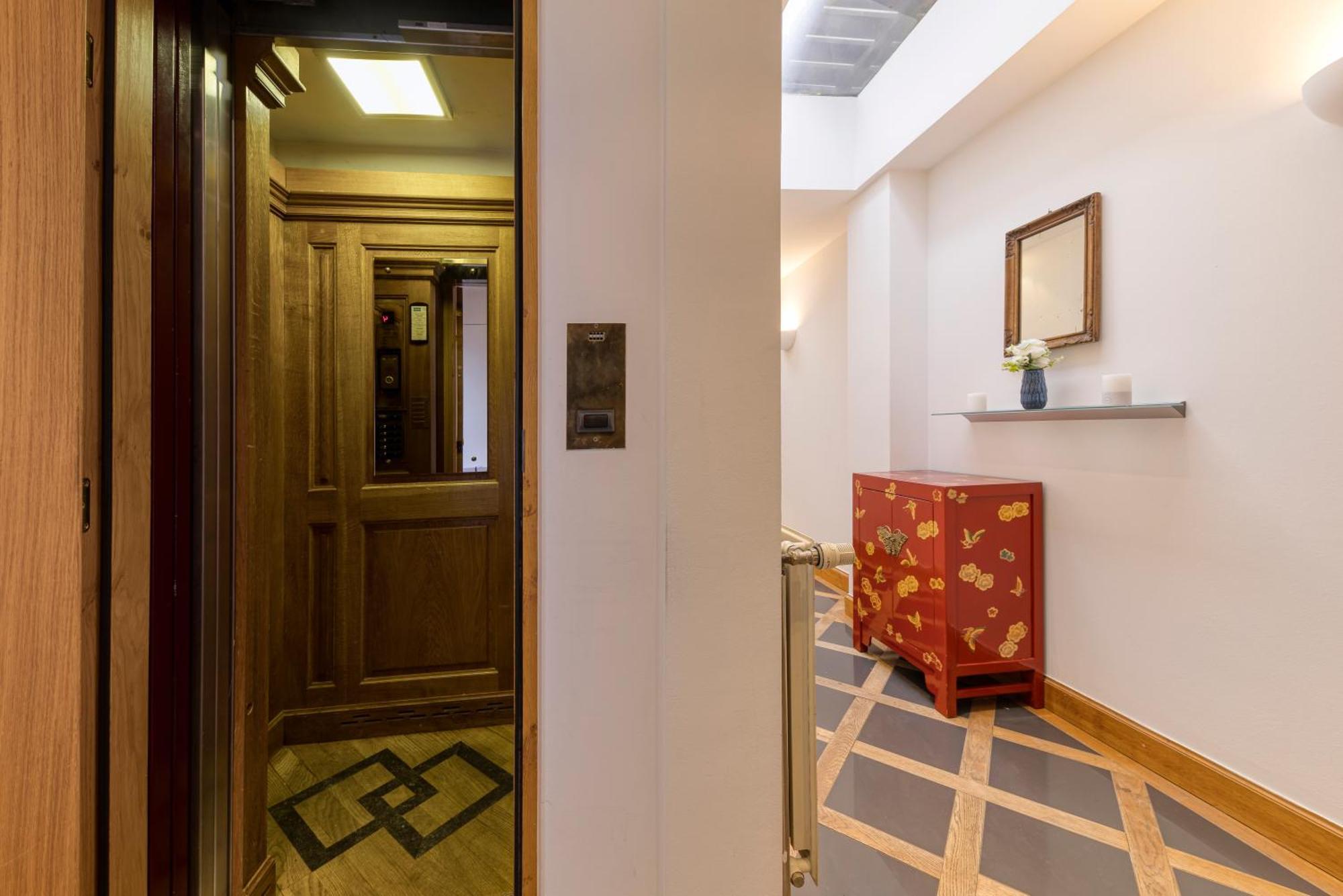 Chic Penthouse Grand-Place Brussel Bagian luar foto